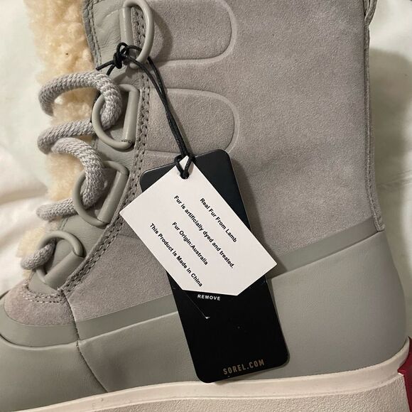 New Sorel Joan Of Arctic Lite Boots size 8
Brand new never worn before! - Picture 10 of 11